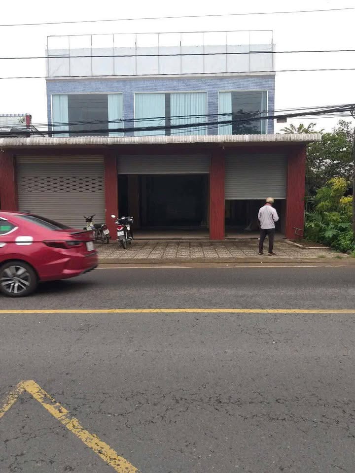 Nhà phố 2 tầng tại phường Cao Lãnh, Đồng Tháp 421m² - Vị trí đắc địa, giá tốt!