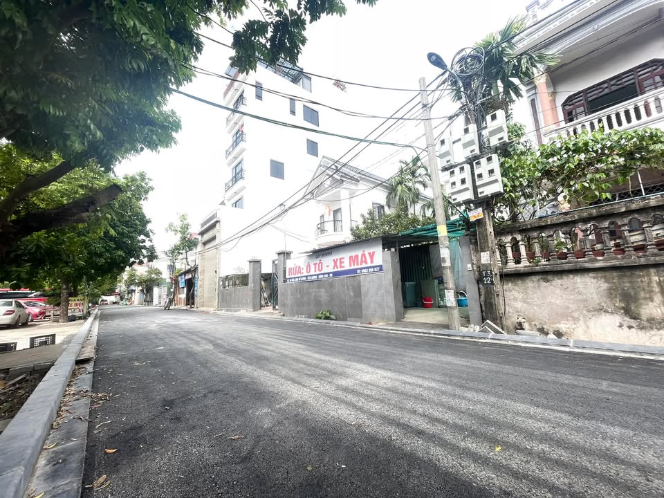 Nhà riêng Phúc Thịnh 60m² giá 70 tỷ - Kinh doanh lô duy nhất, ô tô tránh nhau!