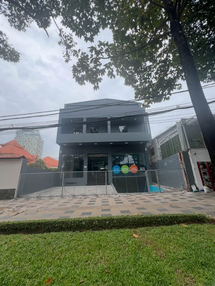 Cho thuê Toà Nhà Trần Hưng Đạo, Vũng Tàu 720m² - Kinh doanh tự do, hỗ trợ sửa chữa!