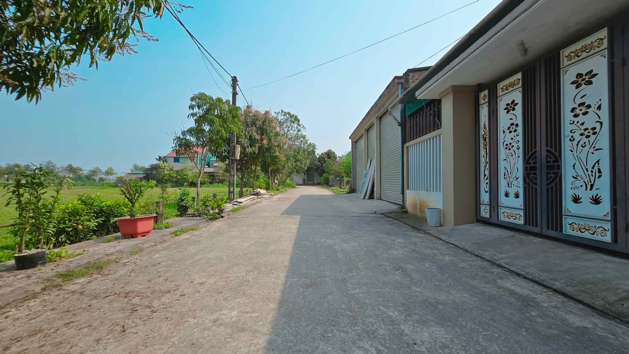 Đất nền TDP Hạ, Thạch Hạ 108,5m² giá 1,9 tỷ - Gần chợ và trường học!