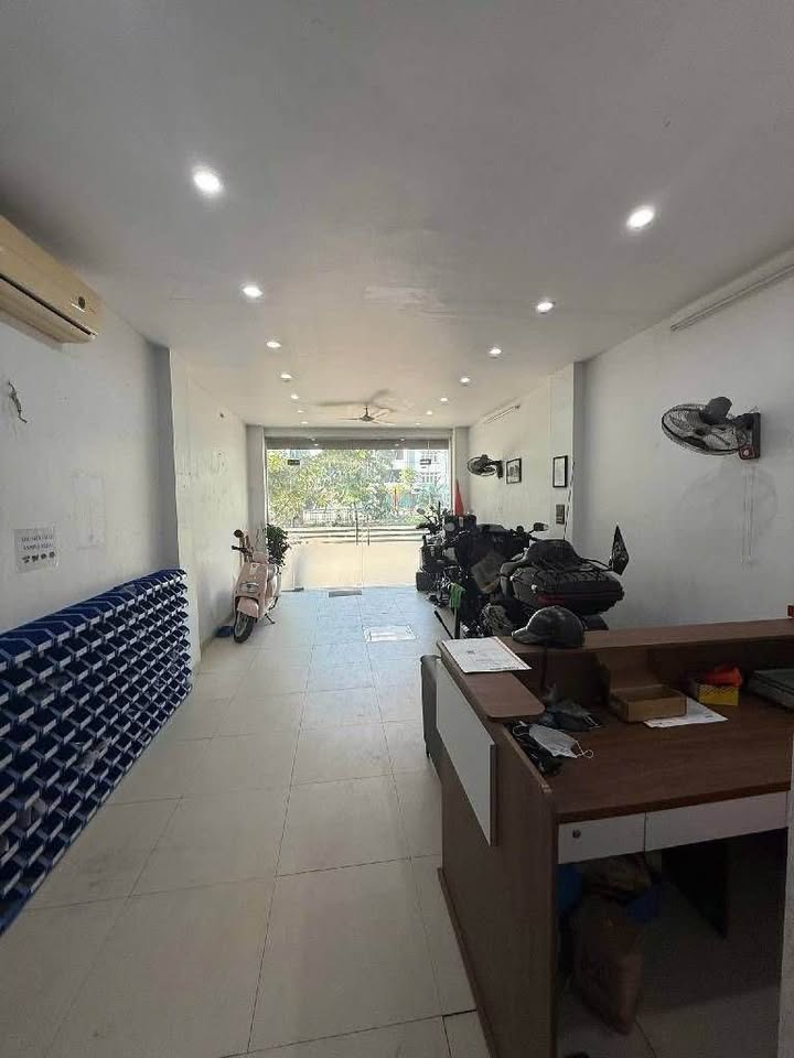 Nhà phố 8 tầng mặt phố Nguyễn Cảnh Dị, Hoàng Mai 55m² giá 32.5 tỷ - Kinh doanh đắc địa!