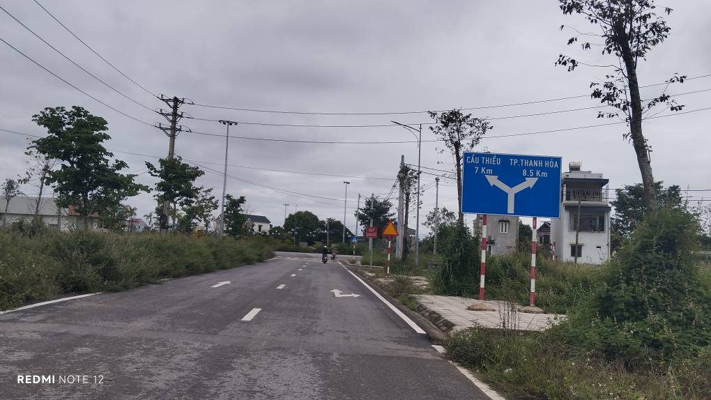 Lô đất đẹp 180m² tại Đông Khê, Thanh Hóa - Giá chỉ 1.9 tỷ, view công viên!