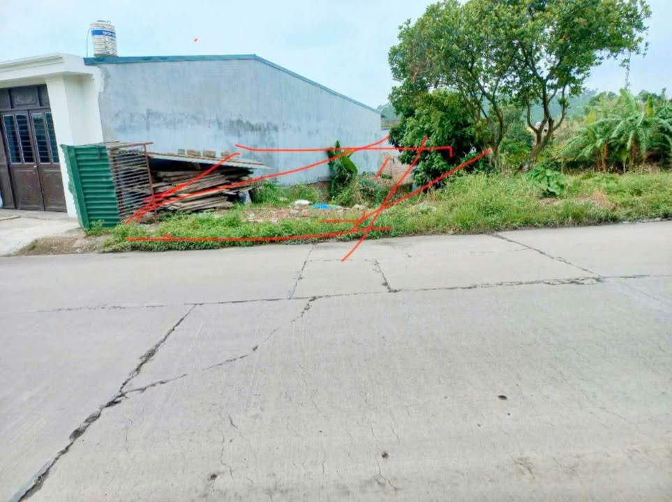 Đất mặt đường Bãi Dài, Thanh Sơn, Uông Bí 100m² giá 600 triệu - Đầu tư sinh lời ngay!