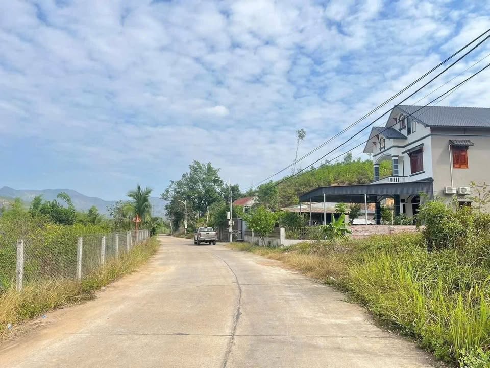 Đất nền khu phố 6 Hoành Bồ 410m² giá chỉ 2 tỷ - Đường rộng ô tô tránh nhau!