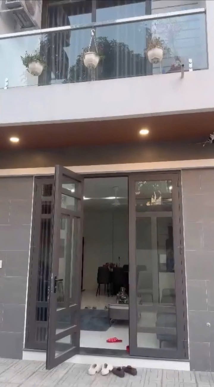 Nhà 3 tầng Đồng Quang Thái Nguyên 80m² giá 11 triệu - Phù hợp ở và kinh doanh!