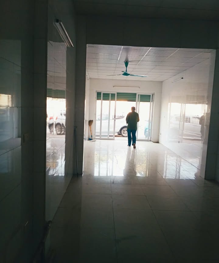 Mặt bằng kinh doanh Phú Diễn 104m² giá 12,4 triệu - Sẵn sàng khai thác ngay!