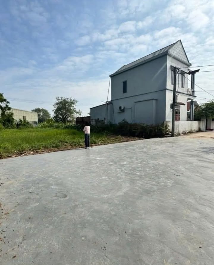 Đất thổ cư Khánh Hồng 300m² giá 1.9 tỷ - Cơ hội đầu tư hấp dẫn!