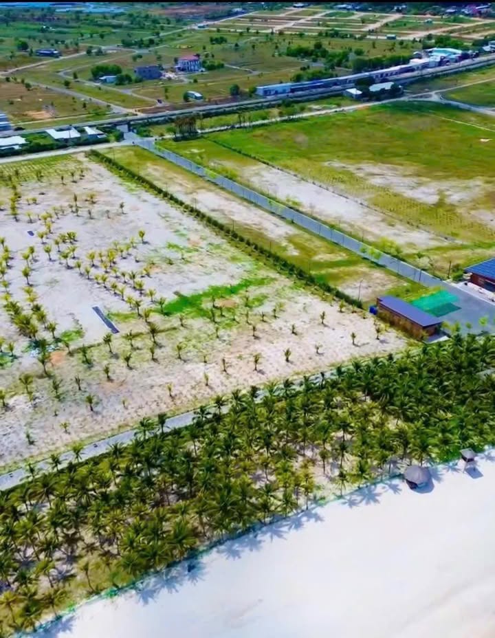 Đất nền TĐC Suối Lớn Phú Quốc 144m² giá 5 tỷ - Vị trí đẹp, tiềm năng tăng giá!