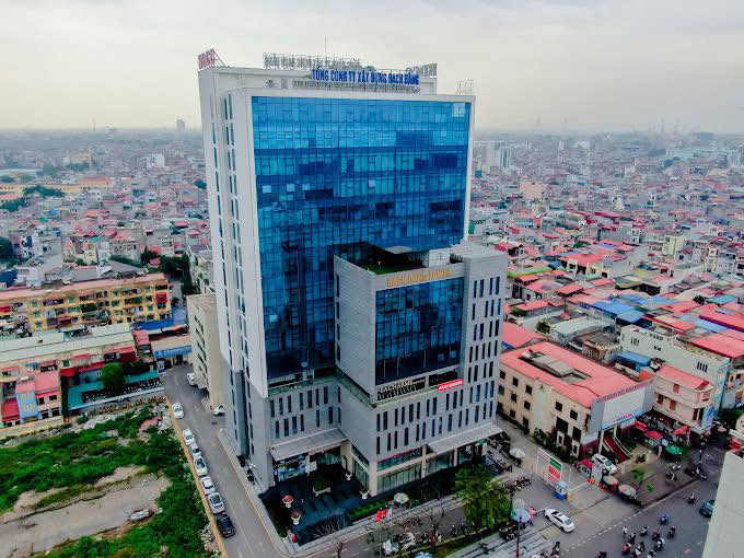 FrontHouse Trần Nguyên Hãn 43m² giá 12 tỷ - Kinh doanh sầm uất, vị trí đắc địa!