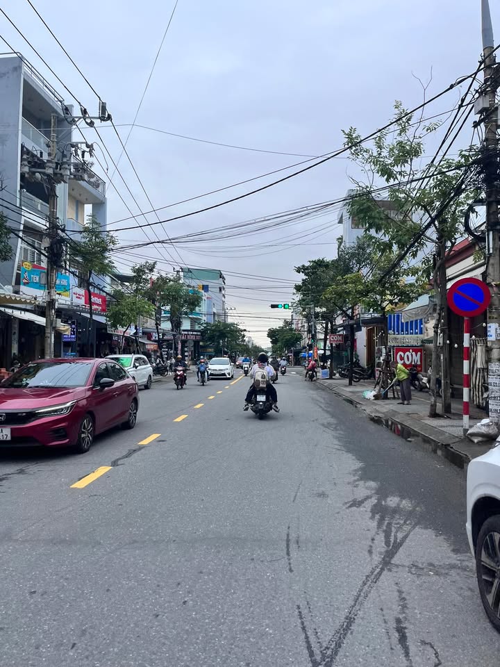 FrontHouse đường Núi Thành Hải Châu 115m² - Góc hai mặt tiền kinh doanh siêu rẻ!