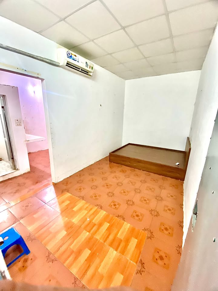 Phòng cho thuê Ngõ 16 Nguyễn Khánh Toàn, Cầu Giấy - 3.5 triệu/tháng, riêng tư tuyệt đối!