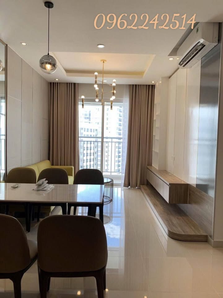 Căn hộ Orchard Parkview Phú Nhuận 100m² giá 20 triệu - Tầng cao view thoáng mát!