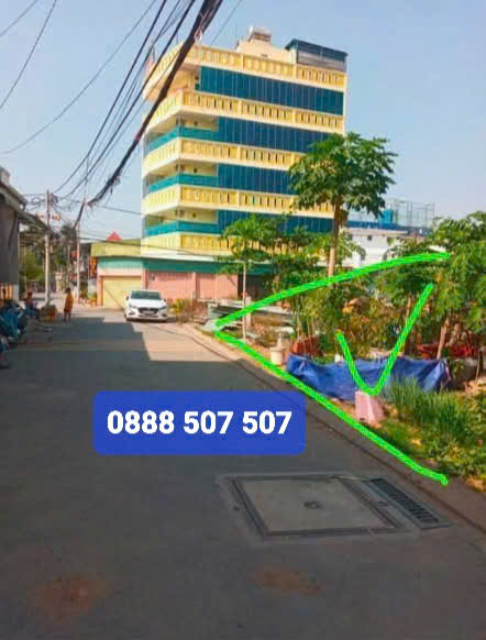 Đất 3 Mặt Tiền Đường Lò Lu, Q. Thủ Đức, 1300m² chỉ 47.32 tỷ - Cơ hội đầu tư hấp dẫn!