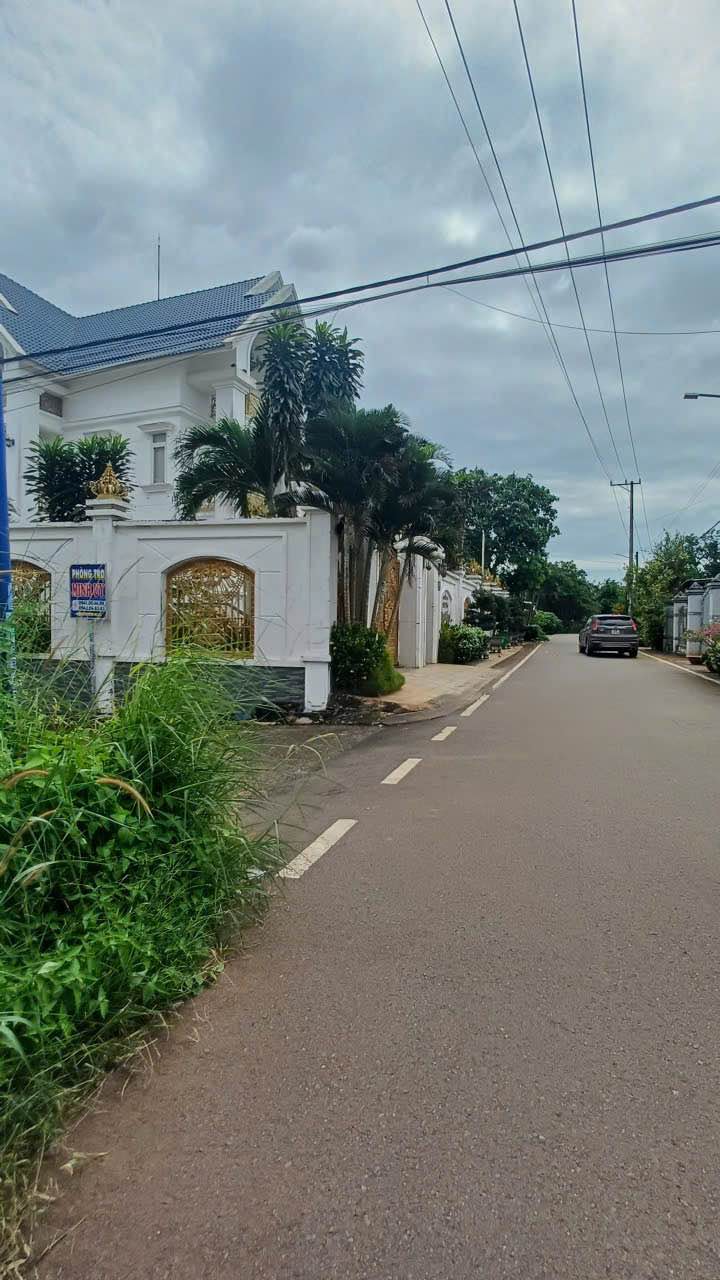 Đất nền Đất Đỏ 314m² giá 2.39 tỷ - Vị trí trung tâm, pháp lý rõ ràng!