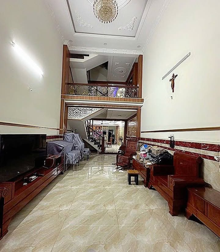 Nhà phố 5 tầng đường Huỳnh Thị Hai, quận 12 - 115m² chỉ 7 tỷ - Sổ đỏ chính chủ!