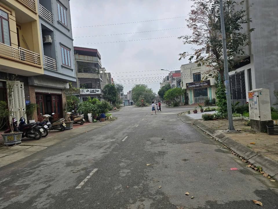 Đất giãn dân Hoài Thượng, Tiên Du 90m² giá 6 tỷ - Sổ hồng chính chủ!