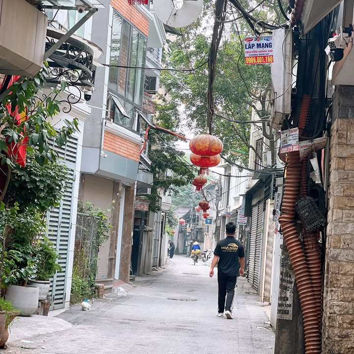 Đất Ngọc Thụy Long Biên 30m² giá thương lượng - Cơ hội đầu tư hiếm có!