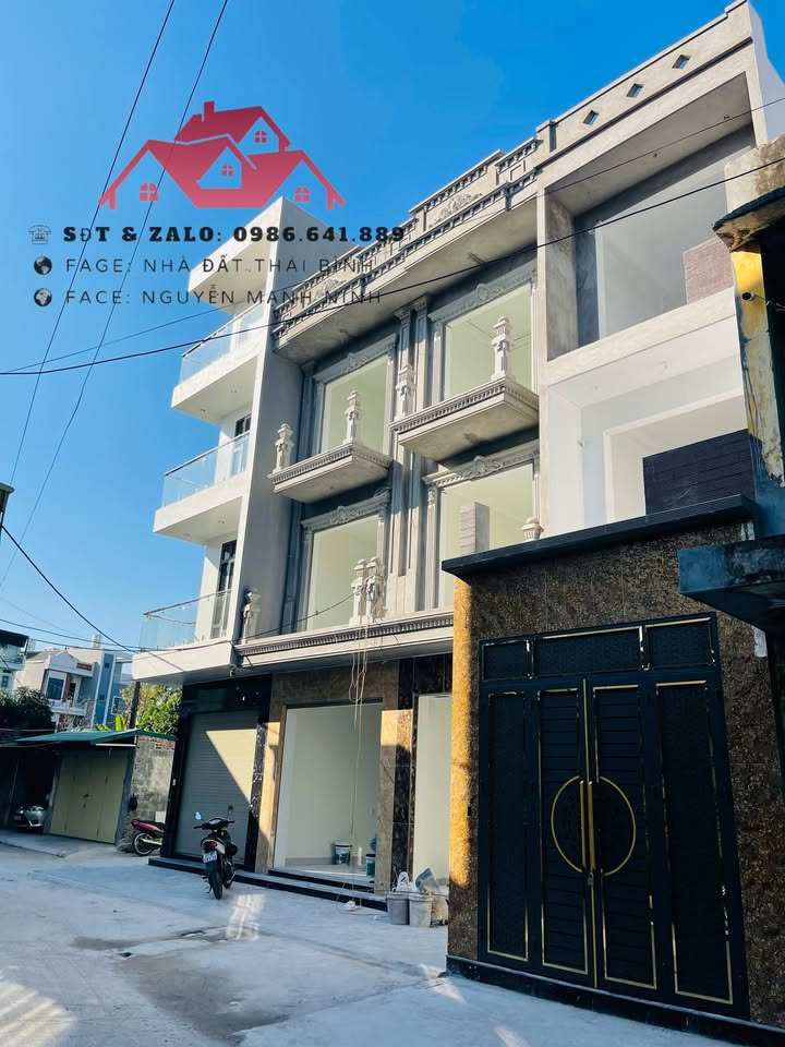 Nhà 3 tầng Quang Trung, Thái Bình 100m² giá 3 tỷ - Thiết kế hoàn hảo, ô tô tránh nhau!