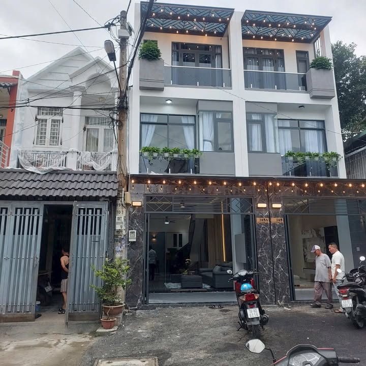 Nhà mới 3 phòng ngủ tại Đường TL 57, An Phú Đông, 56m² giá 4.95 tỷ - Đầu tư sinh lời chắc chắn!