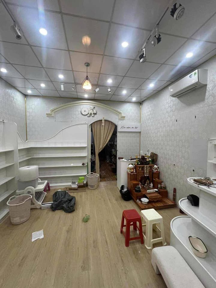 Bán gấp FrontHouse mặt tiền đường Thống Nhất Đức Trọng 103.5m² - Tiềm năng kinh doanh đa ngành!