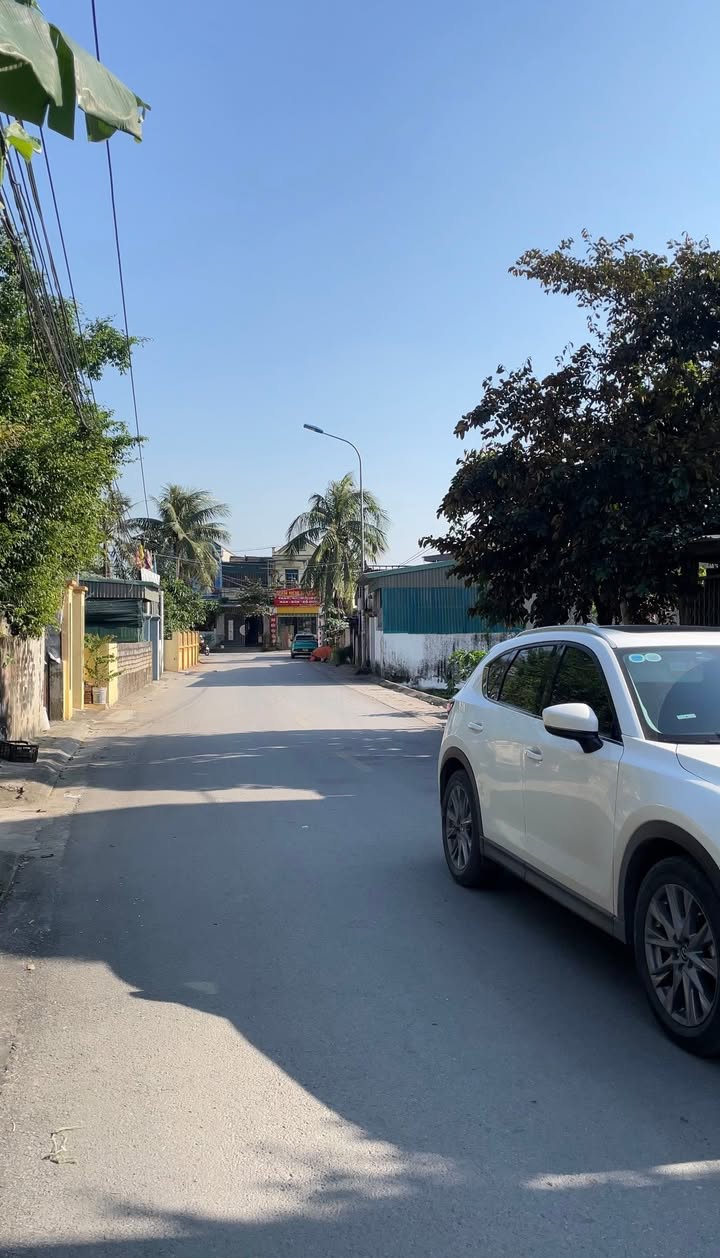 Đất nền Quảng Thịnh, Thanh Hóa 122m² giá 2 tỷ - Sổ đỏ chính chủ, vị trí vàng!