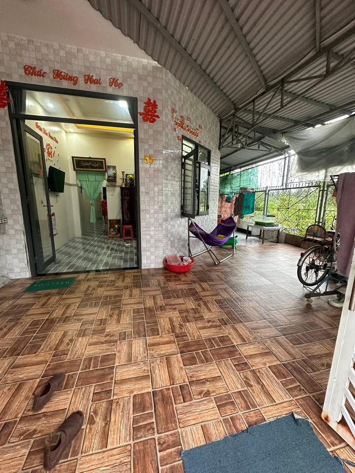 Nhà đẹp góc 2 mặt tiền Khu nhà ở Hoàng Hảo, 65.9m² giá 1 tỷ - Chính chủ bán gấp!