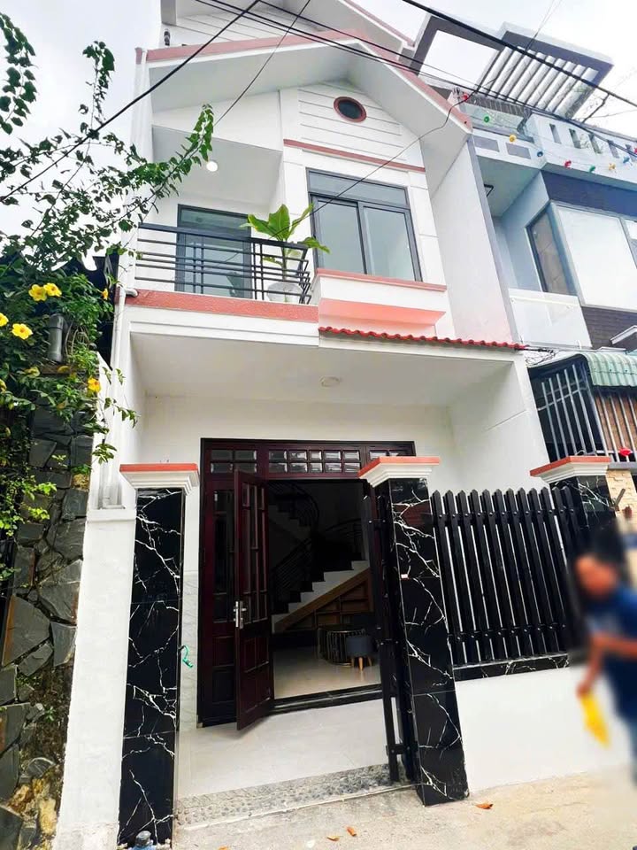Nhà 3 tầng Hòa Thọ Đông 64m² giá 4.2 tỷ - Kiệt ô tô thông thoáng!