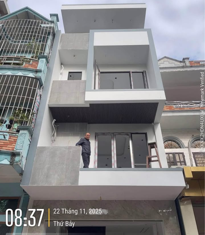 Nhà 4 tầng mặt đường Lê Thánh Tông, 50m² giá 6 tỷ - Tiềm năng kinh doanh lớn!