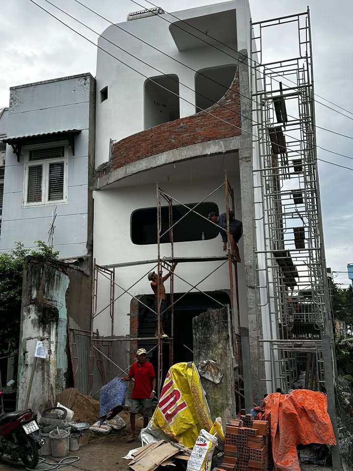 Nhà 3 tầng mặt tiền đường số tại Bình Chiểu, Thủ Đức - Giá chỉ 4 tỷ!