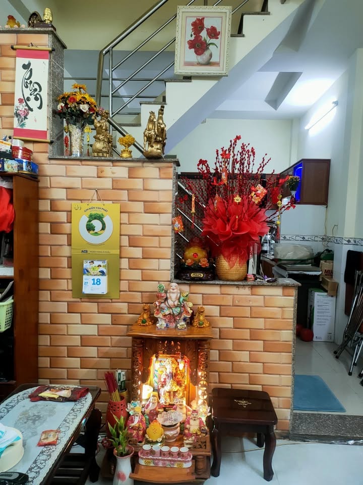 Nhà 2 tầng gần chợ Hiệp Bình, Thủ Đức 44m² giá 3.5 tỷ - Không thu phí giao dịch!