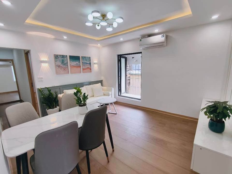 Căn hộ tập thể Quỳnh Mai, Hai Bà Trưng 40m² giá 4 tỷ - Siêu thoáng, vị trí đắc địa!