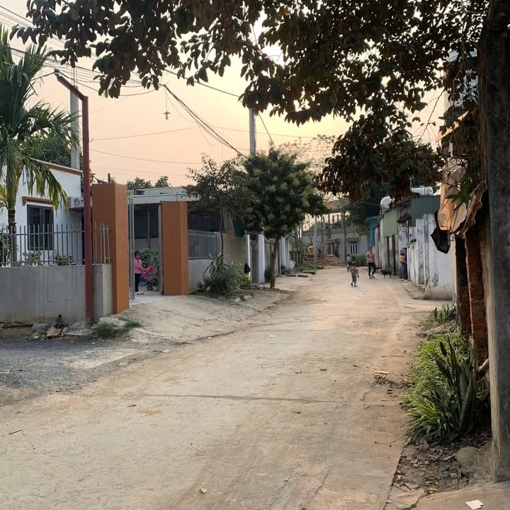 Đất nền Phú Nghĩa 75m² giá chỉ 2 tỷ - Cơ hội đầu tư tuyệt vời!