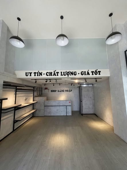 Cho thuê mặt bằng Phan Châu Trinh 50m² - Không gian đẹp, điều hòa sẵn!