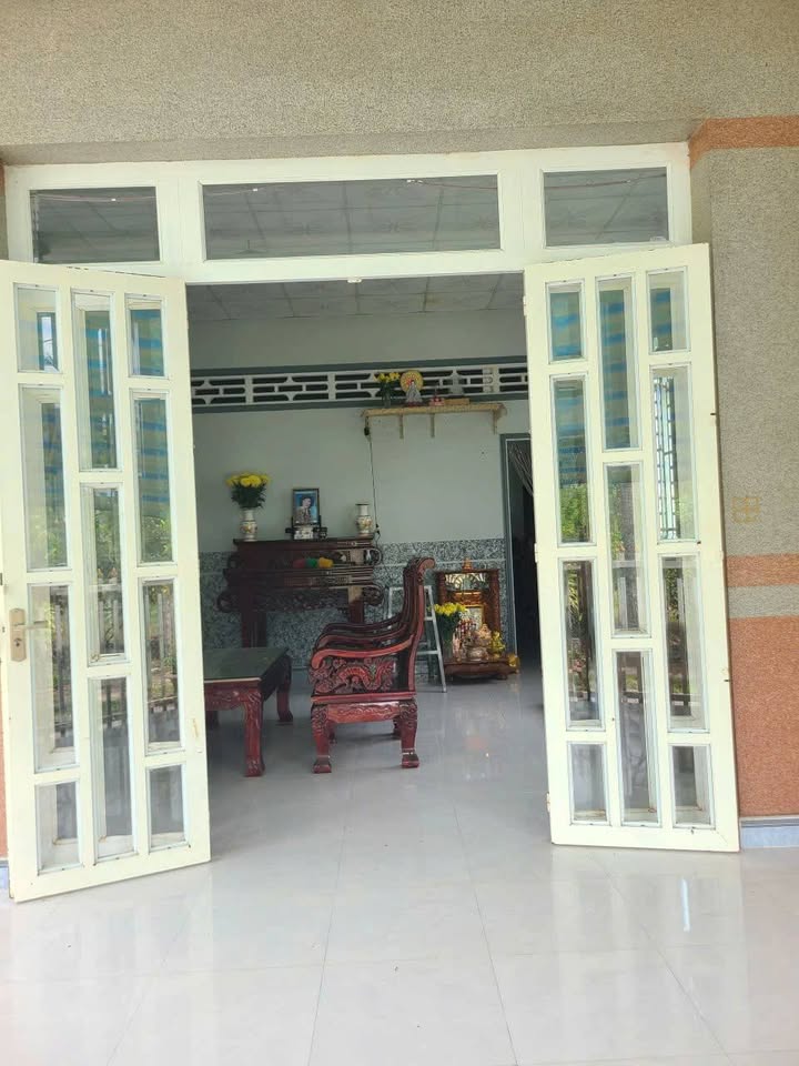 Nhà riêng Phường Phước Hậu, Vĩnh Long 279m² giá 2.2 tỷ - Chính chủ bán gấp!