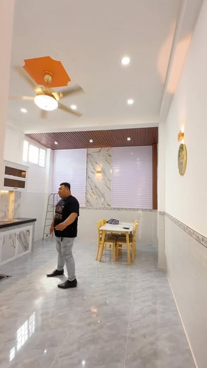 Nhà mặt tiền đường Quốc lộ 50, Bình Chánh 88m² giá 3.2 tỷ - Thiết kế hiện đại, đầy đủ nội thất!