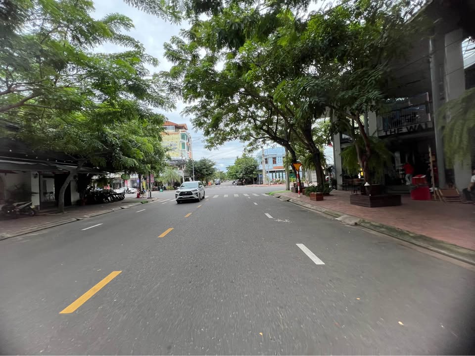 Đất nền Biệt Thự Đường Đào Tấn, Phú Thủy 270m² - Vị trí đắc địa cho kinh doanh!