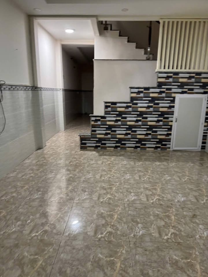 Nhà liền kề 55/38 Nguyễn Phúc Chu, Tân Bình 57m² giá 12.5 tỷ - Đầu tư sinh lời tuyệt vời!