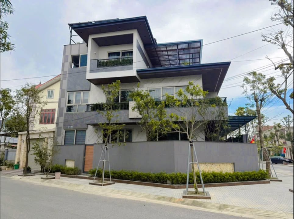 Biệt thự 2 mặt tiền phường Nguyễn Du 156m² giá 9.5 tỷ - Cơ hội sở hữu tuyệt vời!