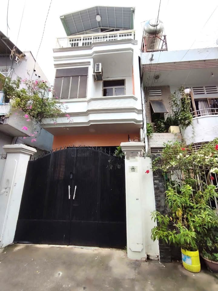 Nhà 3 tầng 5PN 59m² Bình Thạnh giá 10 tỷ - Ô tô đỗ cửa, gần Cầu Điện Biên Phủ!