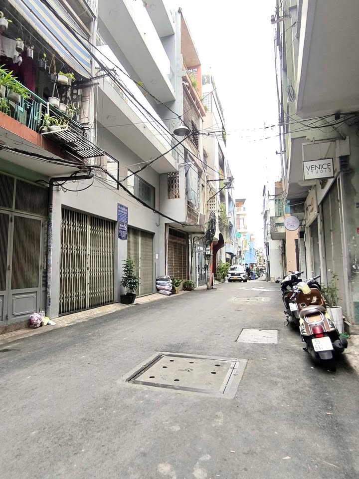 Nhà cấp 4 Hẻm xe tải Phan Văn Trị 46m² giá 4.78 tỷ - Xây dựng 7 tầng thoải mái!