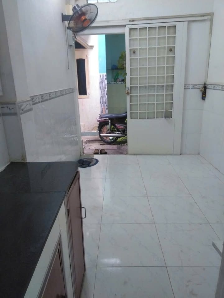 Nhà 3 Tầng 11m² đường Tú Mỡ, Gò Vấp chỉ 1.75 tỷ - Giá tốt, thương lượng ngay!