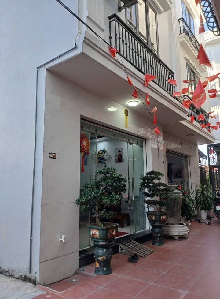 Nhà 3 tầng Vọng Hải, Hải Phòng 41m² giá 1.8 tỷ - Chính chủ bán gấp!
