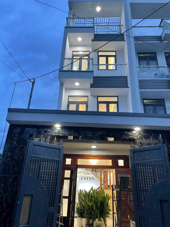 Nhà phố An Phú Đông 25, Quận 12 - Diện tích 70m² giá 5.55 tỷ - Ô tô vào tận nhà!