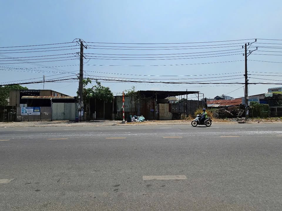 Đất mặt tiền Lê Hồng Phong, Tân Đông Hiệp 320.6m² giá 16 tỷ - Kinh doanh sầm uất!