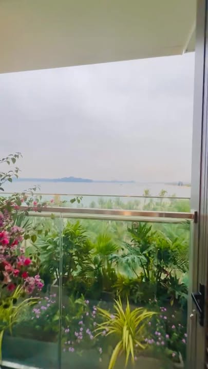 Căn hộ Sun Centro Town Bãi Cháy 47.5m² giá 2.6 tỷ - Full nội thất 5 sao ngay mặt biển!