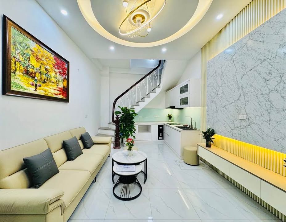 Nhà FrontHouse Yên Hòa 60m² giá 7.2 tỷ - Sẵn sàng vào ở ngay!