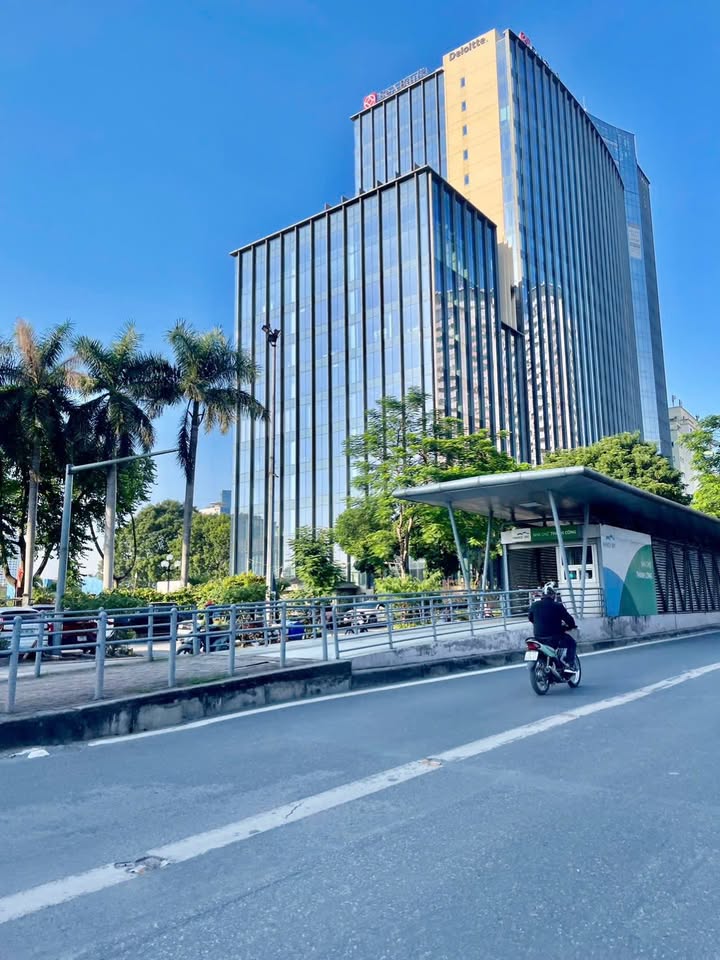 Nhà phân lô ô tô Láng Hạ 60m² giá 36 tỷ - Thiết kế hiện đại, đầu tư sinh lời!