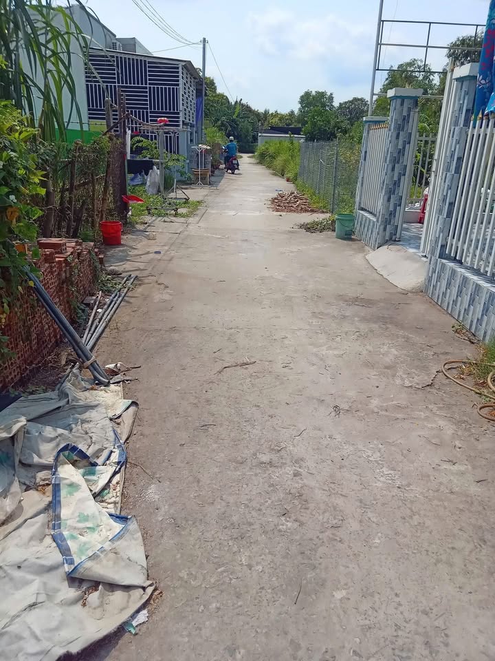 Đất nền Bình Đức, Long Xuyên 100m² giá chỉ 300 triệu - Cơ hội đầu tư không thể bỏ qua!