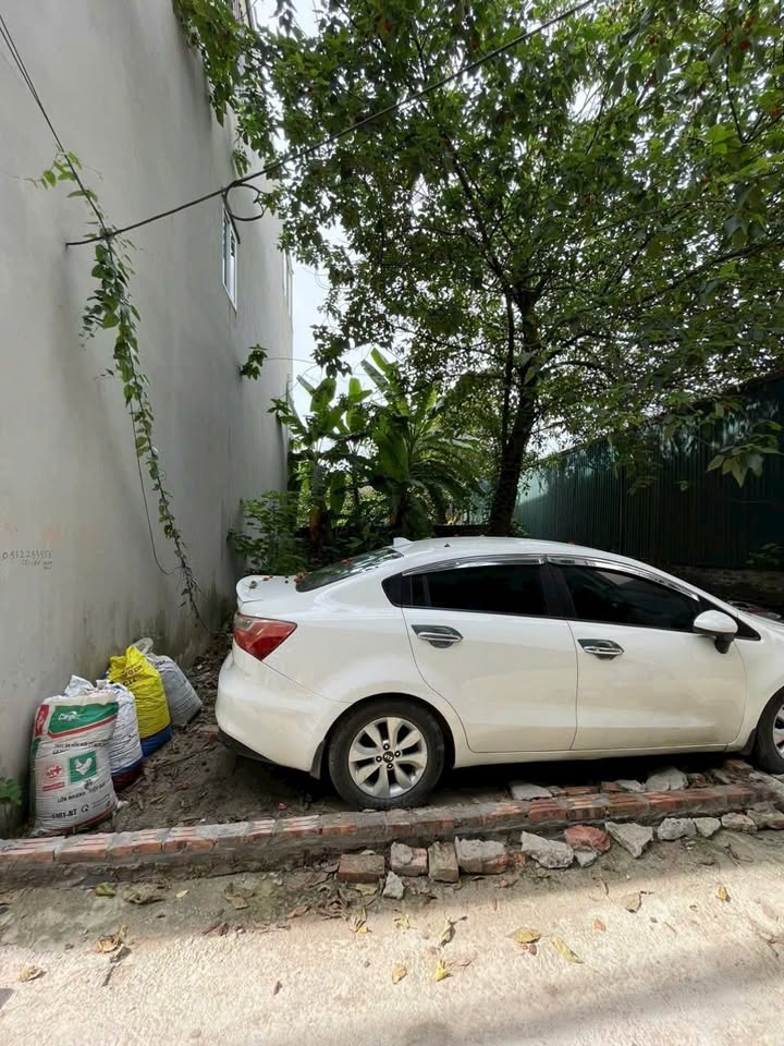 Lô đất Tả Thanh Oai 42m² giá 4-5 tỷ - Đầu tư sinh lời ngay!