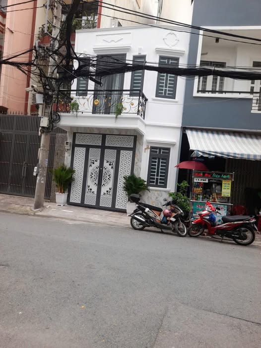 Nhà mặt tiền đường Năm Châu, Tân Bình 22m² giá 3.66 tỷ - Khu kinh doanh sầm uất!